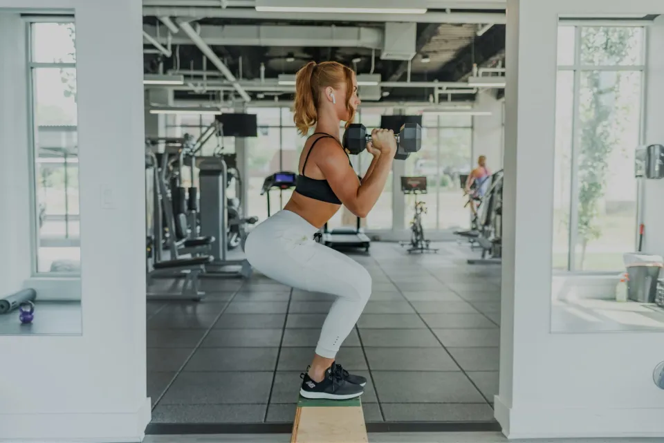 Workout for women with a focus on glutes